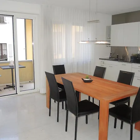 Alice By Fewotessin Appartement Locarno