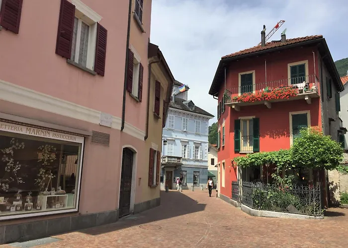 Alice By Fewotessin * Locarno