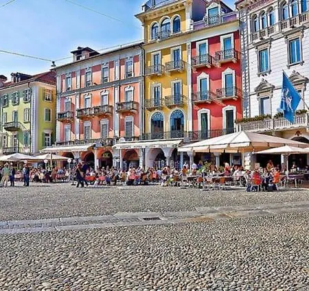 Alice By Fewotessin Apartamento