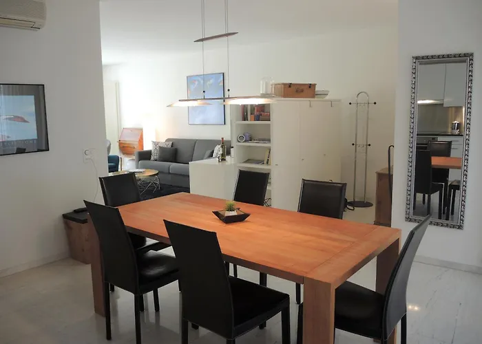 Alice By Fewotessin * Локарно